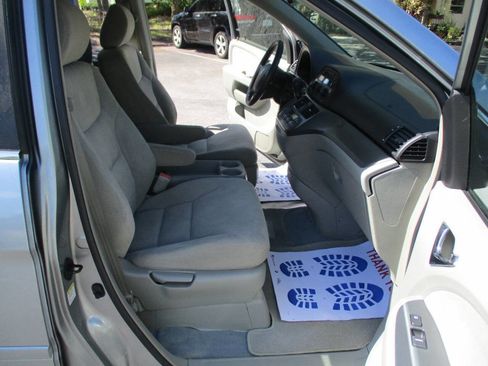 Used 2005 Honda Odyssey EX image 25