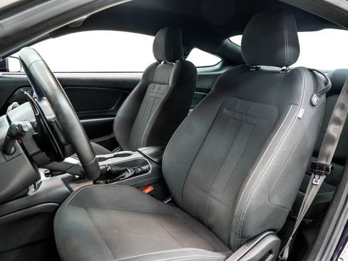 Used 2021 Ford Mustang GT RWD image 14