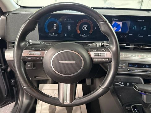 Used 2024 Hyundai Kona SEL FWD image 31