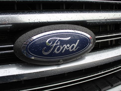 Used 2022 Ford F350 Platinum image 9