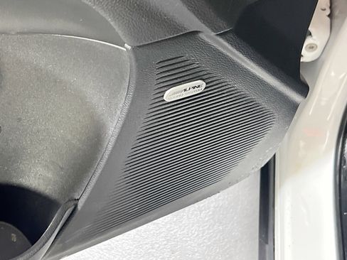 Used 2019 Dodge Challenger R/T w/ T/A Package image 19