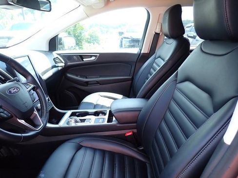 Certified 2022 Ford Edge SEL w/ Convenience Package image 16