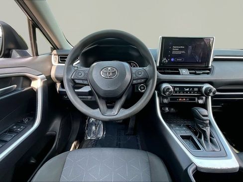 Used 2024 Toyota RAV4 XLE w/ Convenience Package FWD image 9