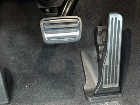 New 2026 Chevrolet Corvette Z06 w/ Battery Protection Package image 36