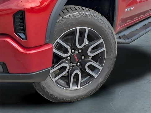New 2025 GMC Sierra 1500 AT4 w/ Technology Package image 8