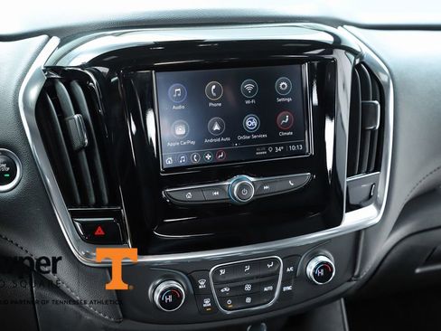 Used 2023 Chevrolet Traverse LT image 25