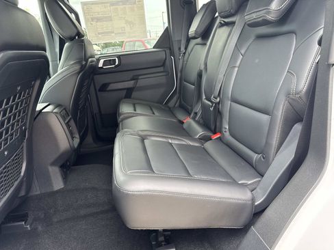 New 2025 Ford Bronco Badlands w/ Sasquatch Package image 7