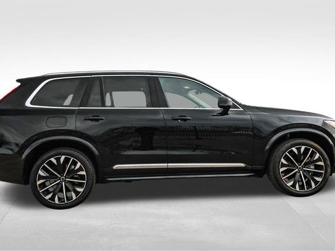 Used 2025 Volvo XC90 B6 Plus w/ Protection Package Premier image 4