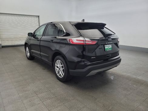 Used 2024 Ford Edge SEL image 5