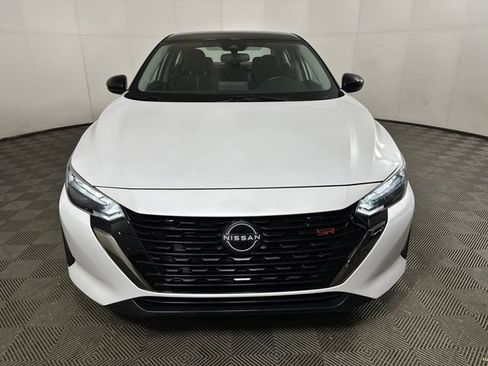 Used 2025 Nissan Sentra SR image 8