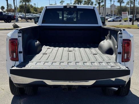 New 2026 RAM 3500 Laramie w/ Towing Technology Group AWD/4WD image 5
