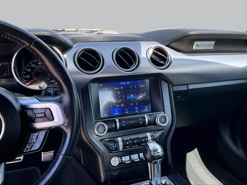 Used 2022 Ford Mustang Premium RWD image 7