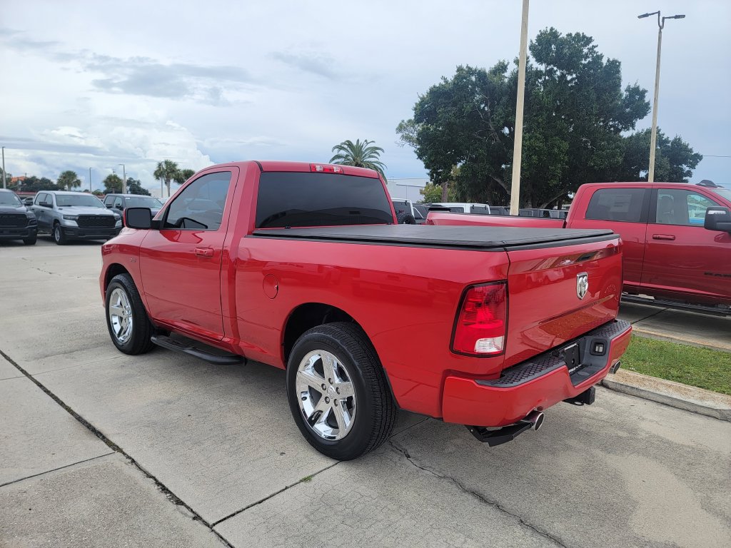 Used 2021 RAM 1500 Express w/ Express Value Package RWD image 3