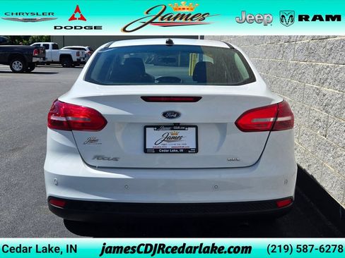 Used 2017 Ford Focus SEL FWD image 4