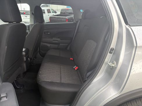 Used 2024 Mitsubishi Outlander Sport ES image 13