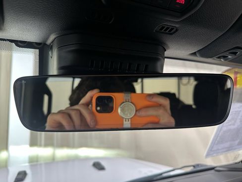 Used 2021 Jeep Wrangler Unlimited Sahara image 30