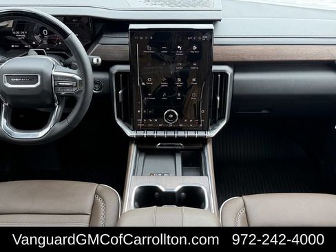 New 2026 GMC Acadia Denali Ultimate w/ LPO, Floor Liner Package AWD/4WD image 13