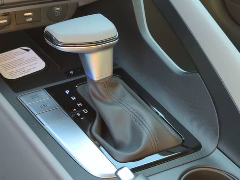 New 2026 Hyundai Elantra Sport FWD image 34