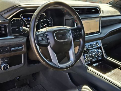 Used 2021 GMC Yukon Denali w/ LPO, Illumination Package AWD/4WD image 24
