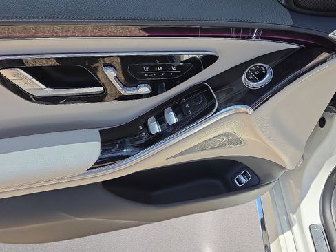 Used 2023 Mercedes-Benz S 500 4MATIC image 23
