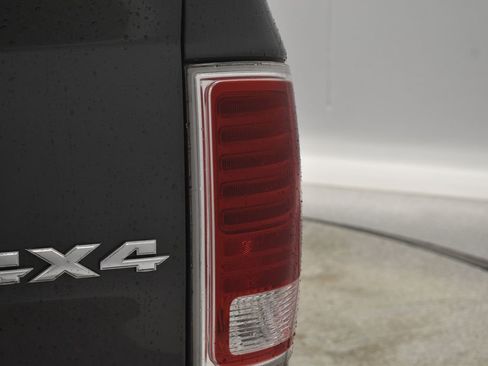 Certified 2017 RAM 1500 Laramie w/ Convenience Group image 17