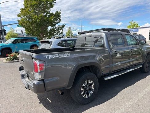 Certified 2023 Toyota Tacoma TRD Off-Road w/ Advanced Technology Package AWD/4WD image 9