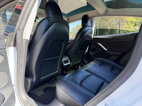 Used 2023 Tesla Model 3 Standard Range image 30