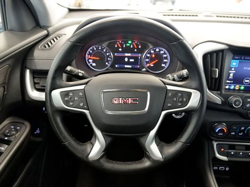 Used 2023 GMC Terrain SLT AWD/4WD image 18