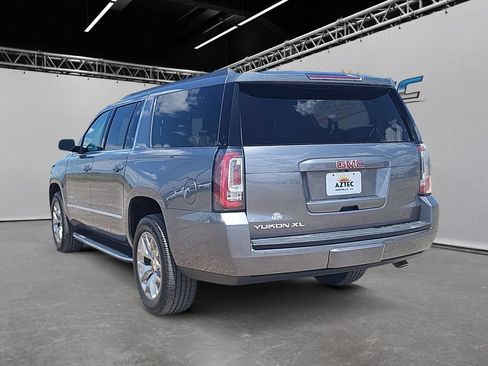 Used 2020 GMC Yukon XL SLT w/ Open Road Package RWD image 7