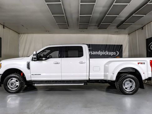 Used 2022 Ford F350 Lariat w/ Lariat Ultimate Package AWD/4WD image 11