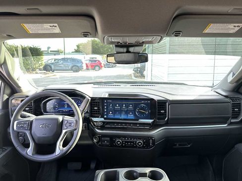 Used 2025 Chevrolet Silverado 1500 RST image 14