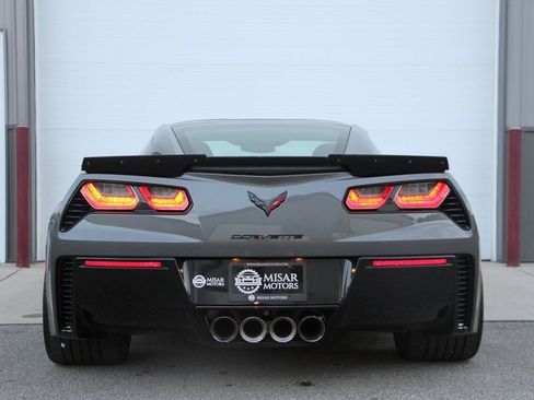 Used 2015 Chevrolet Corvette Z06 w/ 3LZ Preferred Equipment Group RWD image 10