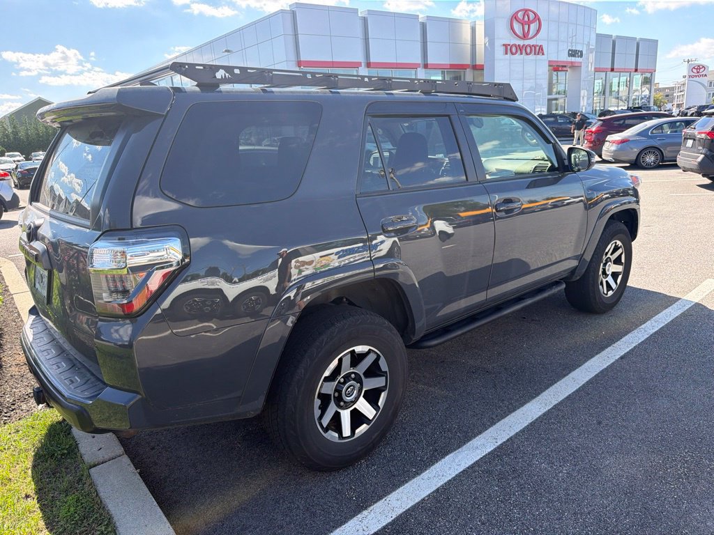 Used 2024 Toyota 4Runner TRD Off-Road Premium w/ Moonroof Package AWD/4WD image 4