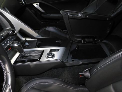 Used 2018 Chevrolet Corvette Z06 image 52