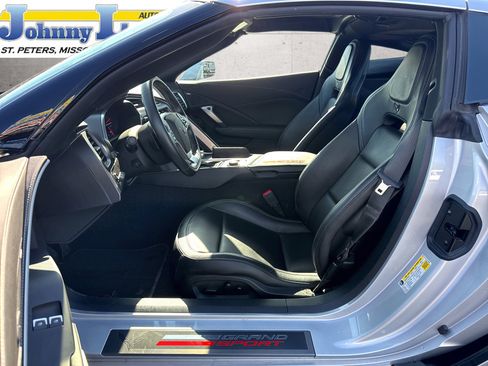 Used 2018 Chevrolet Corvette Grand Sport RWD image 9