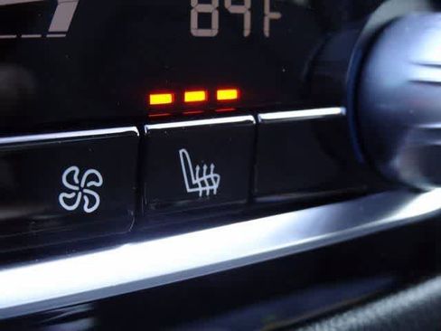 Used 2023 BMW 530i xDrive 530i xDrive w/ Convenience Package image 36