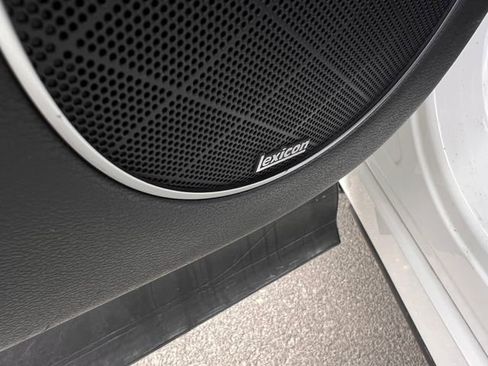 Used 2021 Genesis GV80 2.5T w/ Prestige Package 04 AWD/4WD image 12