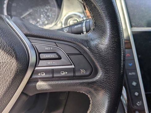 Used 2019 INFINITI Q50 Luxe image 12