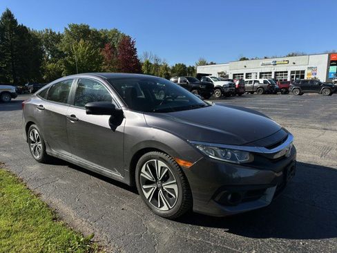 Used 2016 Honda Civic EX-T image 3