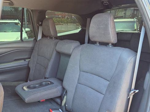 Used 2022 Honda Pilot Sport image 22