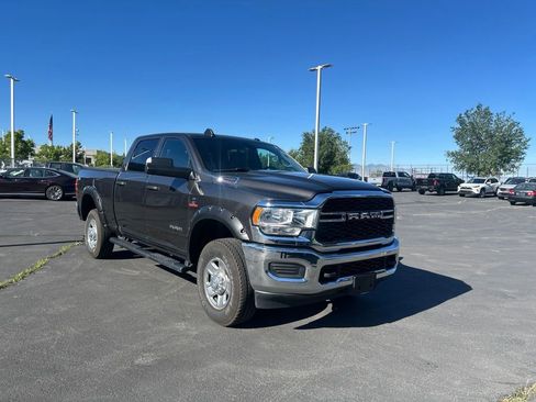 Used 2022 RAM 2500 Tradesman AWD/4WD image 2