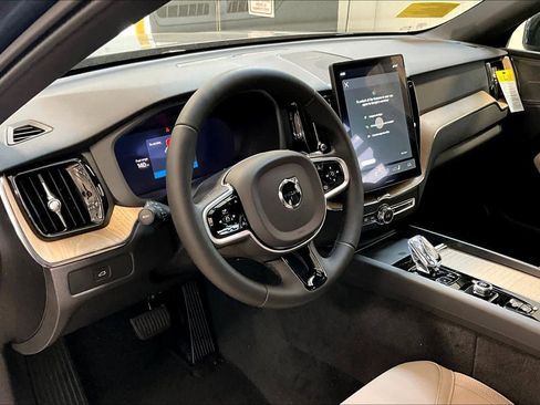 New 2026 Volvo XC60 B5 Plus w/ Protection Package Premier AWD/4WD image 9
