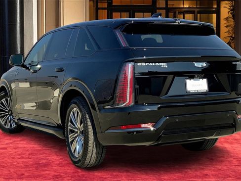 New 2026 Cadillac Escalade IQ Sport 1 image 4