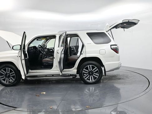 Used 2021 Toyota 4Runner Limited image 74