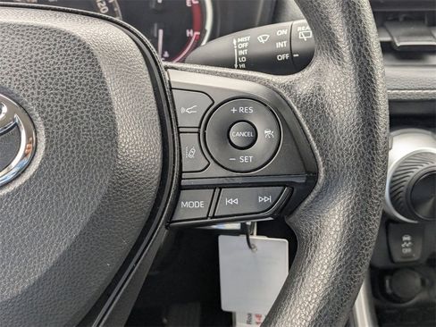 Used 2025 Toyota RAV4 LE image 17