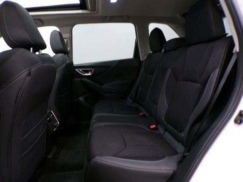 Used 2023 Subaru Forester Premium image 19