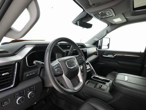 Used 2024 GMC Sierra 2500 Denali w/ Denali Reserve Package image 10