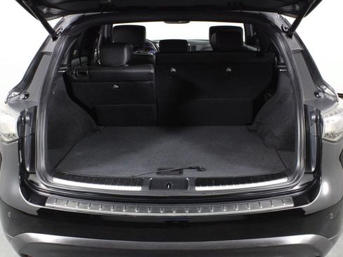 Used 2017 INFINITI QX70 AWD w/ Limited Package image 17