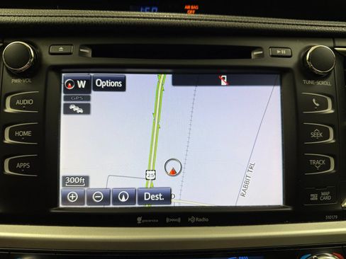 Used 2017 Toyota Highlander XLE FWD image 21