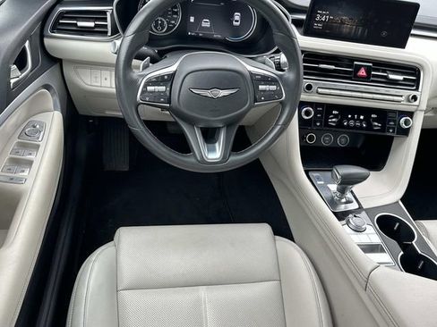 Used 2025 Genesis G70 2.5T image 20